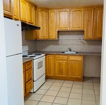 2nd image of 538 5th Ave APT 1