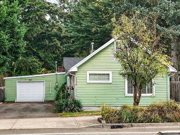 3rd image of 4810 SE 136th Ave