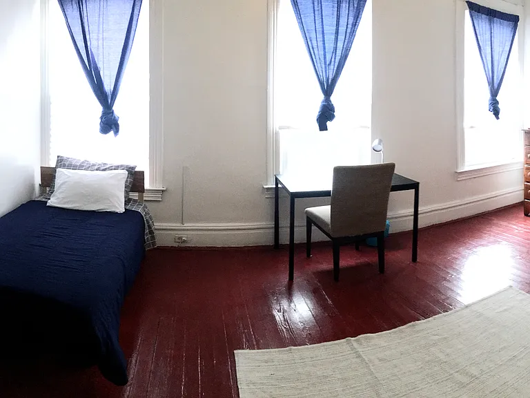 502 Cato St #1 — Photo 4