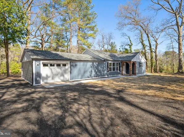 19112 Lake Dr, Leonardtown, MD 20650