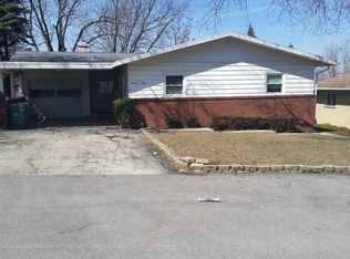 2003 Boehme St, Lockport, IL 60441