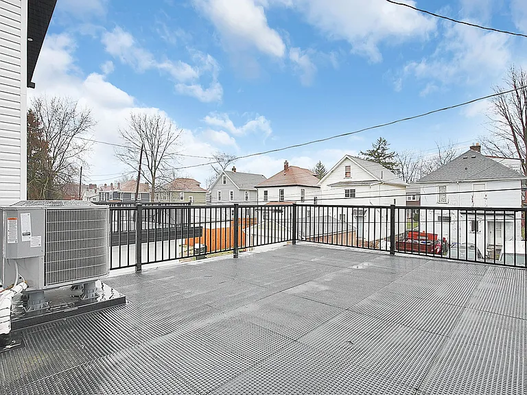 936 Wagner St — Photo 24