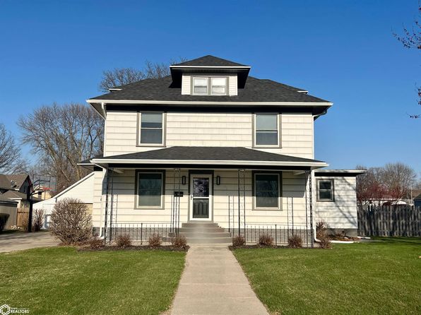 1010 Center St, Manning, IA 51455