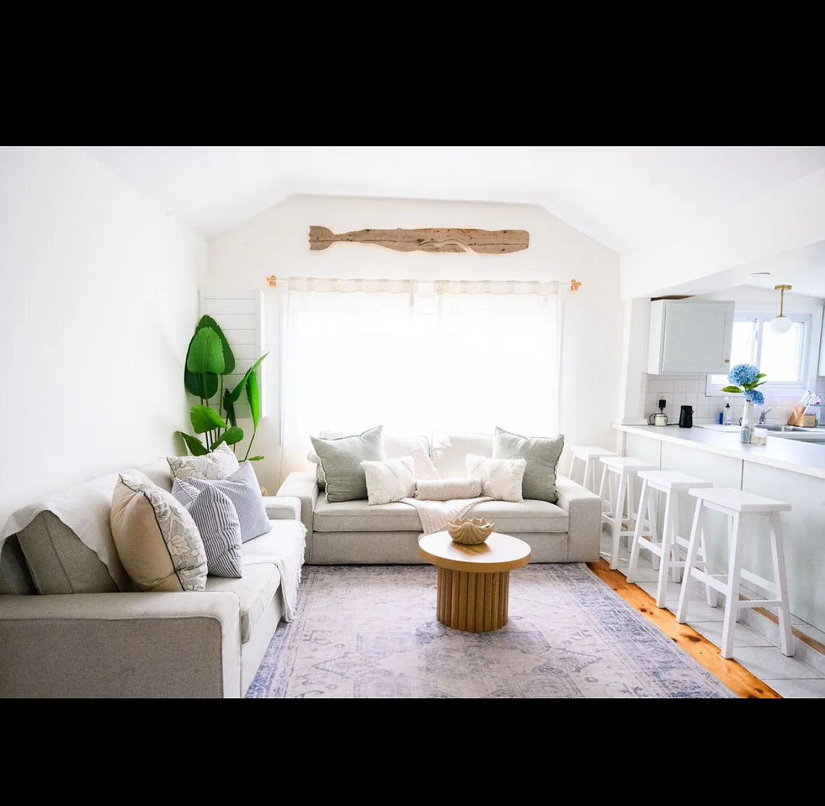 3 bed, 1192 sqft, $3,200 — Photo 1