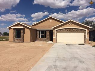 419 Hamilton Pl, Carlsbad, NM 88220