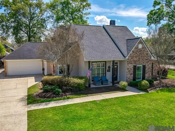 7972 Denham Chase Ave, Denham Springs, LA 70726