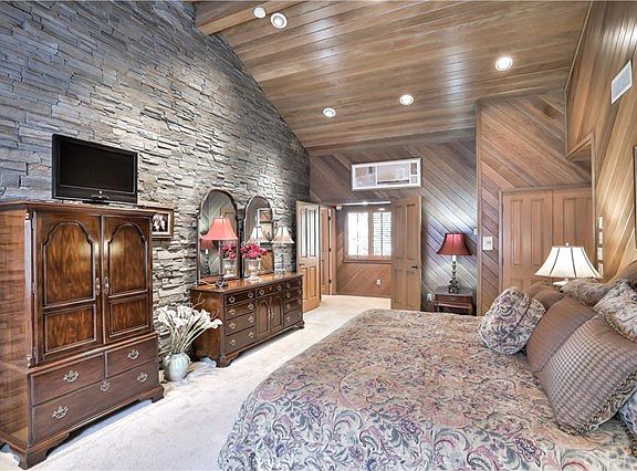 5th image of 4827 Lido Sands Dr