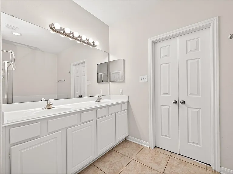 11 Nestlewood Pl — Photo 24