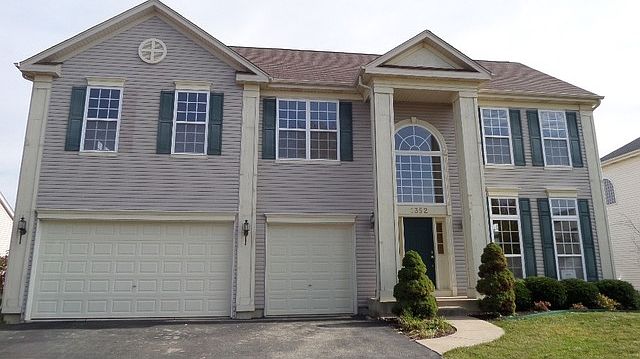 1st image of 1352 Palisades Dr