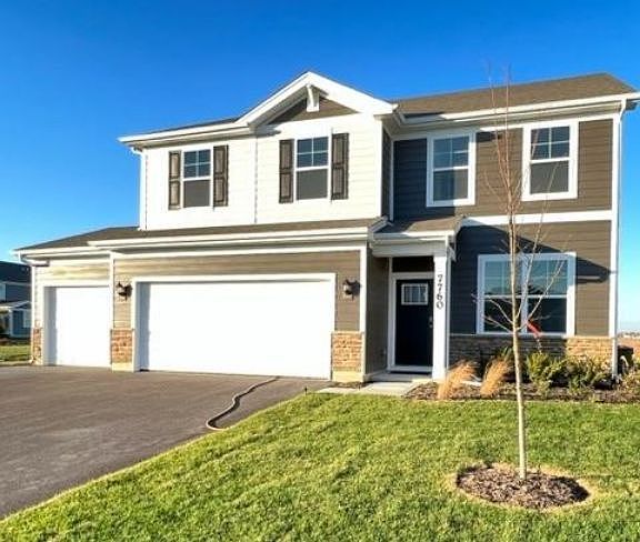2nd image of 7760 W 105th Pl