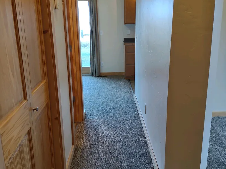 125 Mulligan Ln — Photo 13