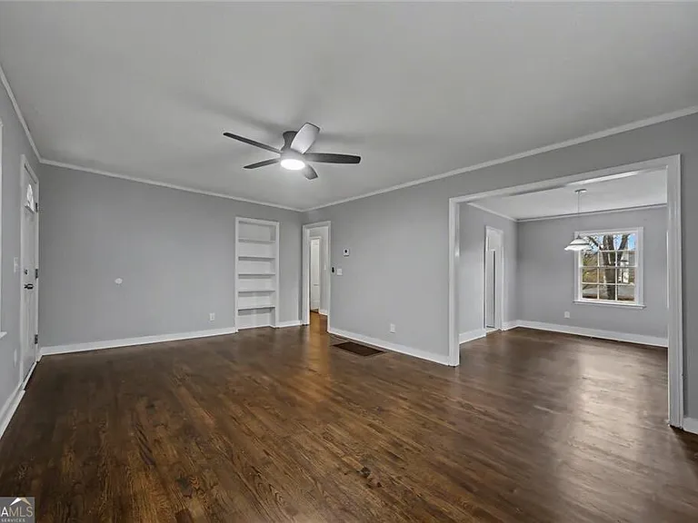 725 Matilda Pl N — Photo 6