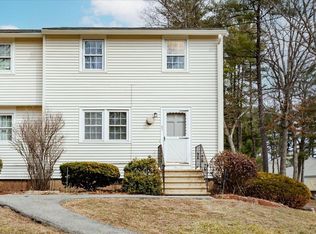 47 Olde Country Village Rd #47, Londonderry, NH 03053