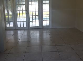 432 S Francis St, Interlachen, FL 32148