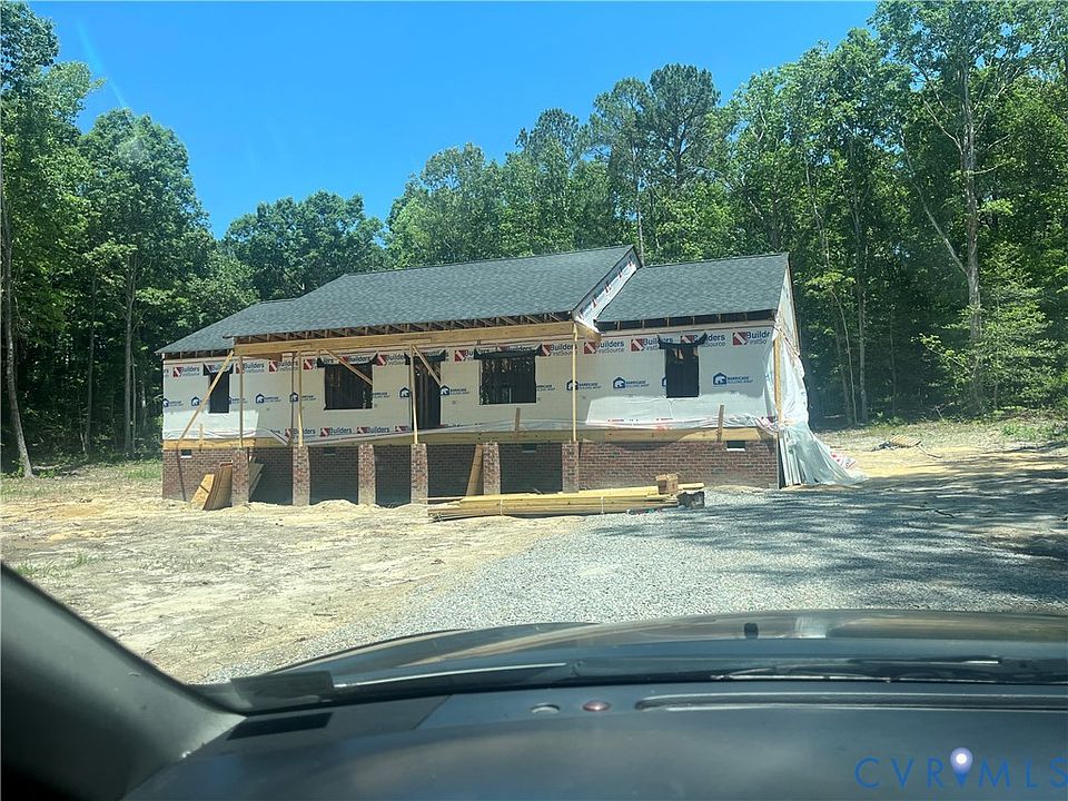 1st image of 17531 Cabin Point Rd