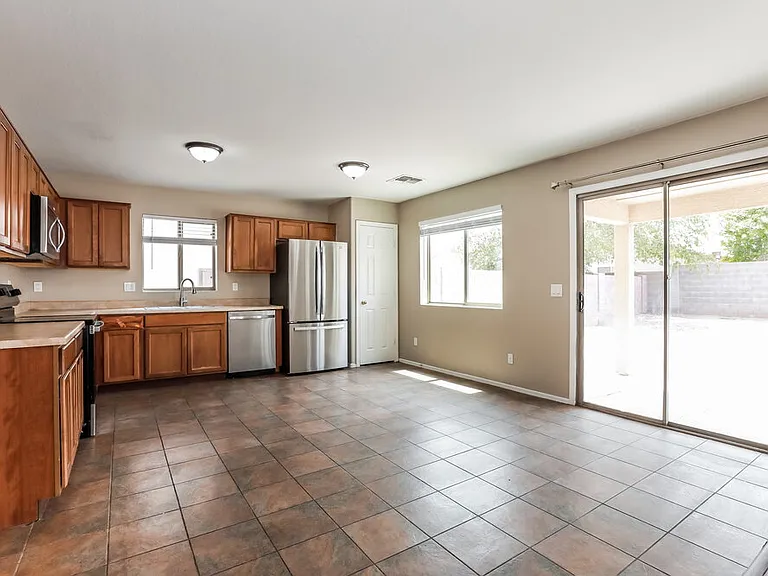 3855 W Belle Ave — Photo 6
