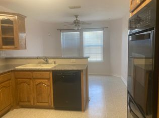 1024 Hampel Rd, Palmer, TX 75152