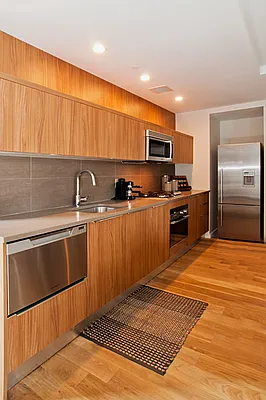 Rented by Bold New York | media 27