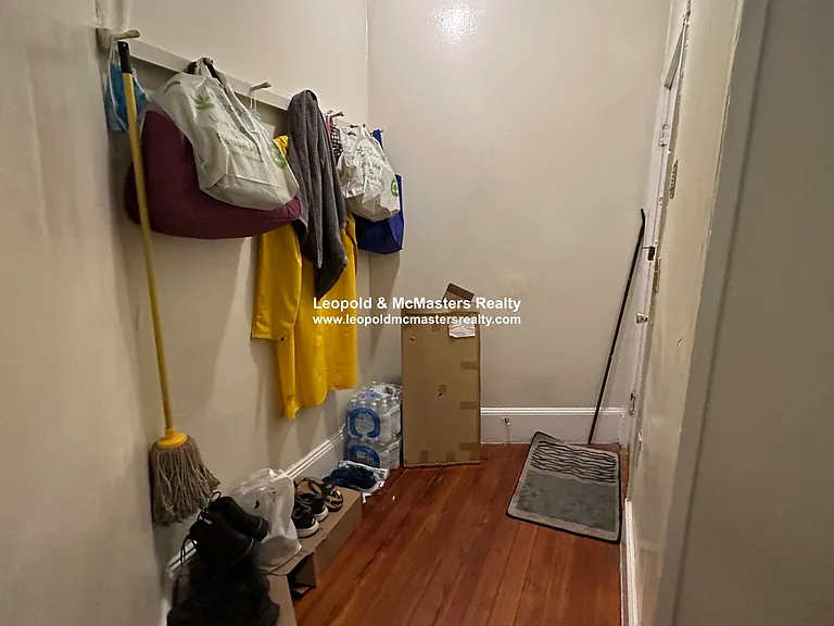 South Huntington Apartments — Photo 15