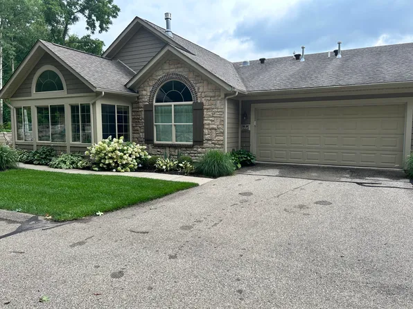 1157 Bridge Crest Dr SE, Ada, MI 49301