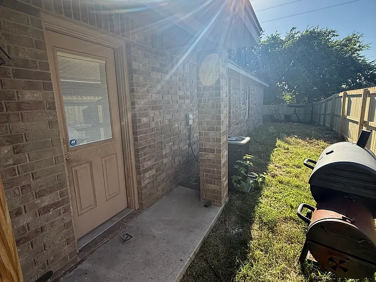 1603 Powder River Dr #B — Photo 17