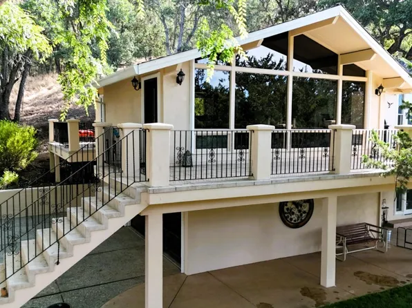 13700 Sycamore Dr, Morgan Hill, CA 95037