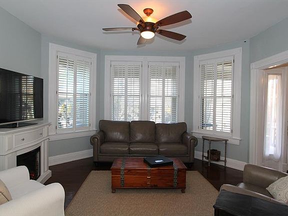 2nd image of 6838 Park Ave