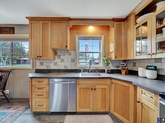 4th image of 8620 Sandalwood Dr