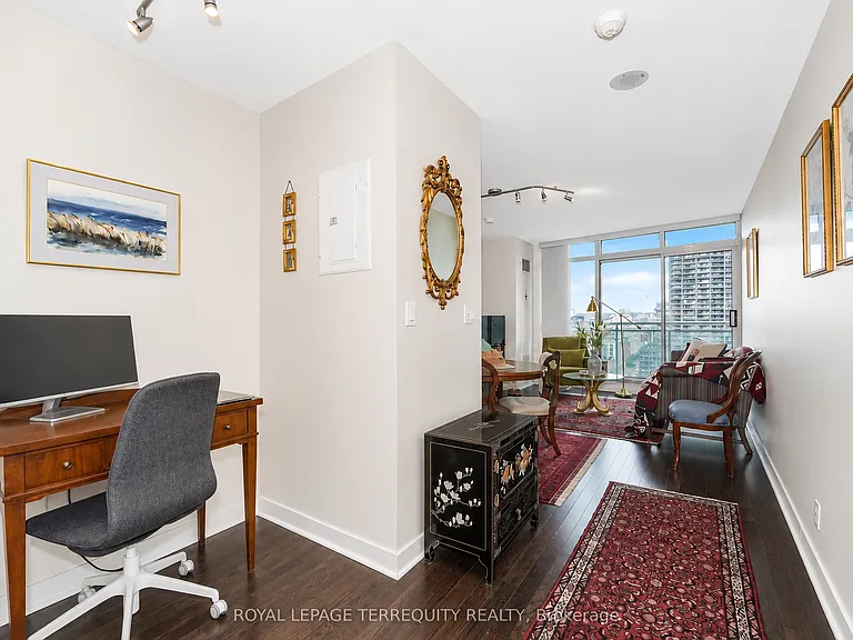 397 Front St W #2907 — Photo 5