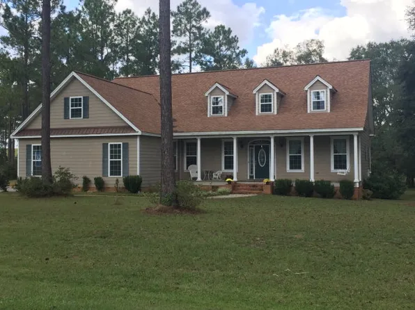 176 Fox Trot Dr, Moultrie, GA 31768