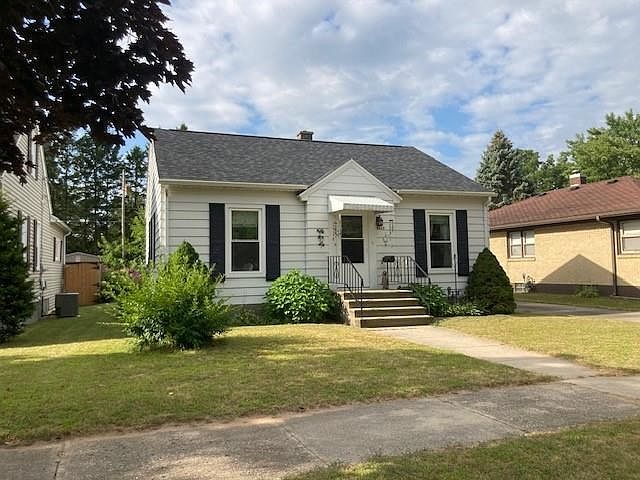 1st image of 3023 Parkridge Ave