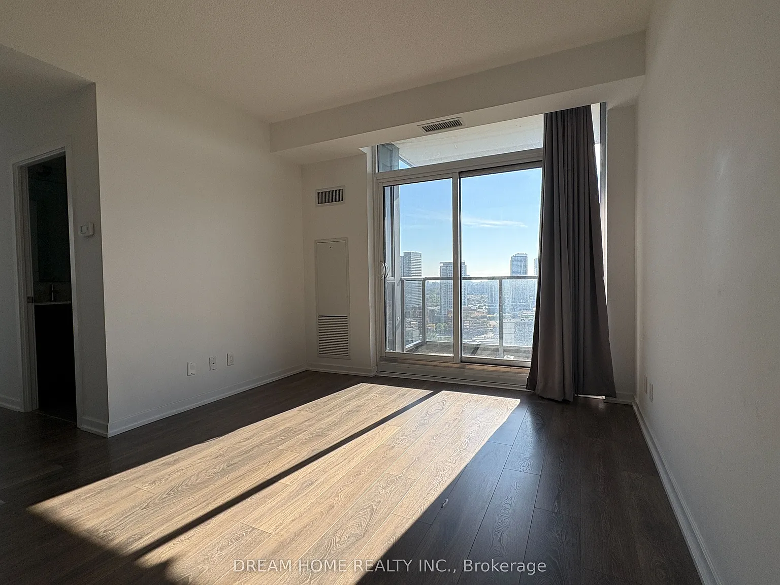 2 bed, $2,680 — Photo 4