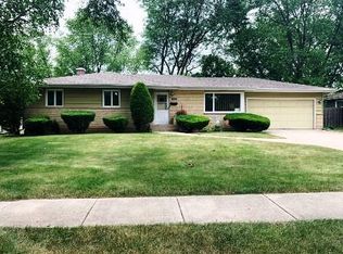 874 Carol Ave, Elgin, IL 60123