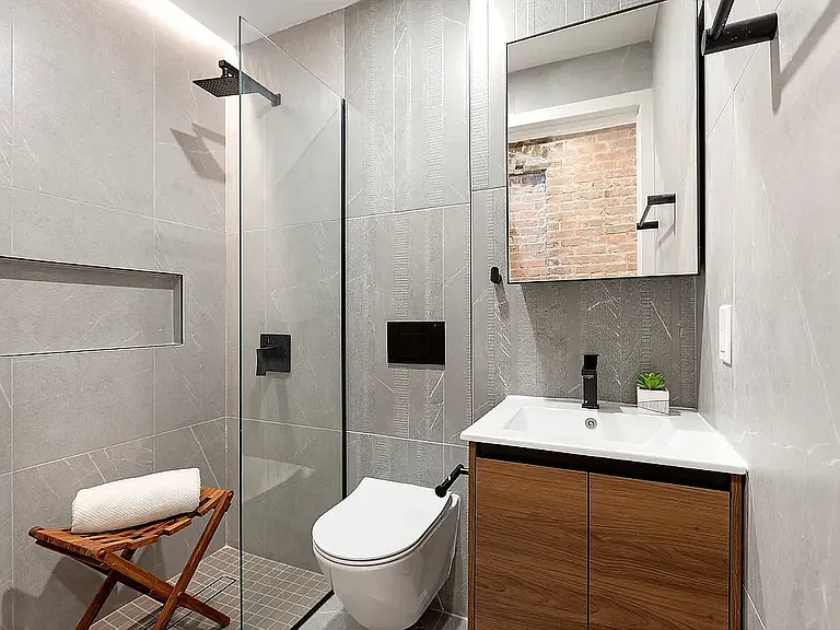 140 Mulberry St #3C — Photo 6