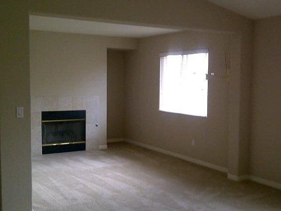 4th image of 539 Mountain Meadows Dr