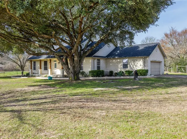4580 Country Meadows Ln, College Station, TX 77845
