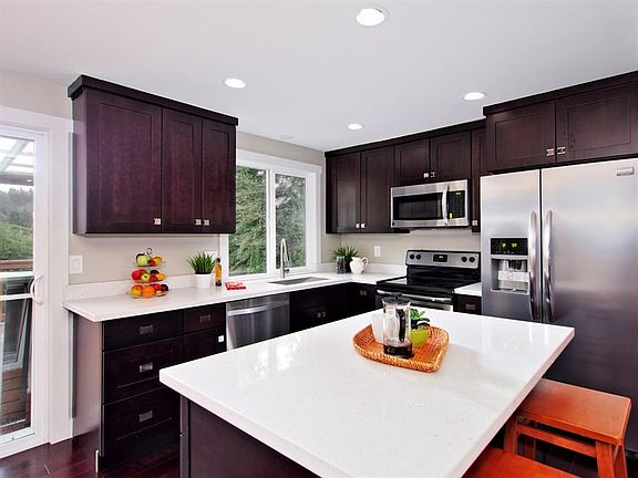 3rd image of 10830 NE 141st Pl