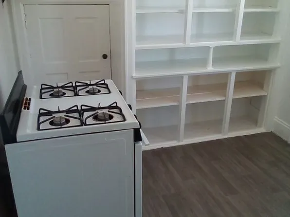 2815 N 51st St #A, Milwaukee, WI 53210