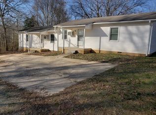 212 Eastdale Dr, Lexington, NC 27292