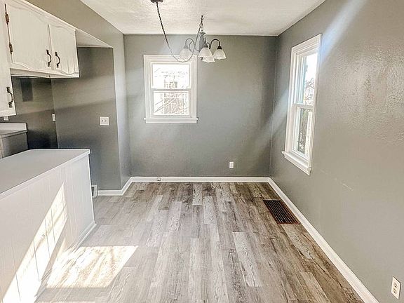 4th image of 3181 Daleford Dr