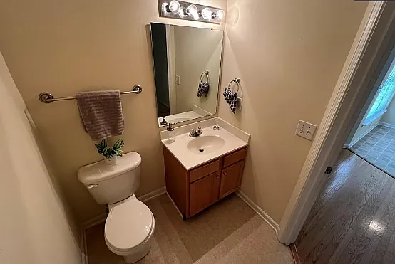 3931 Fountain Village Ln — Photo 21