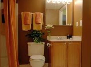 7807 Mandan Rd APT 204, Greenbelt, MD 20770