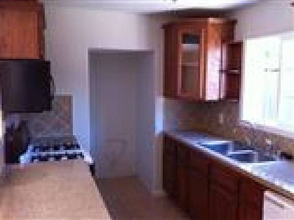 2nd image of 1316 Frances Dr