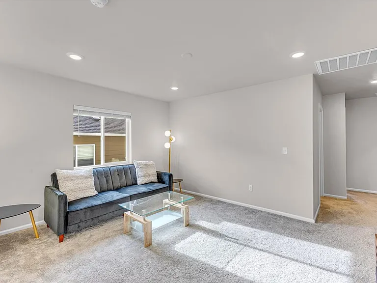1521 10th Pl — Photo 26