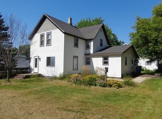 102 E 4th St, White, SD 57276