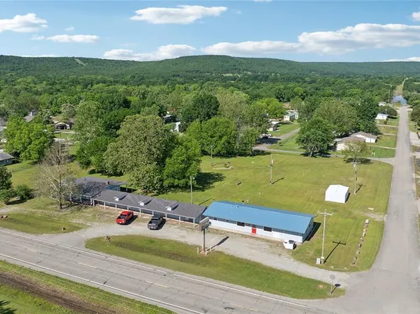 10196 N Highway 71, Stigler, OK 74462