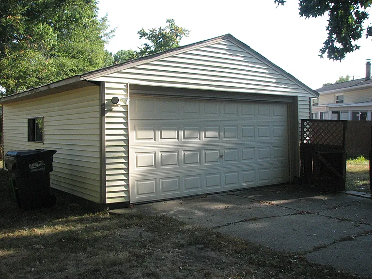 341 Gaylord Dr — Photo 12