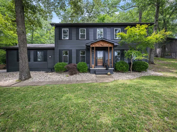 103 Harrison Ct, Berea, KY 40403