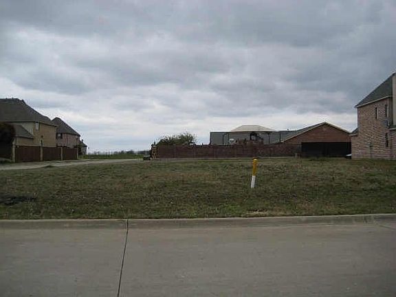 4th image of 4602 Veneto Dr