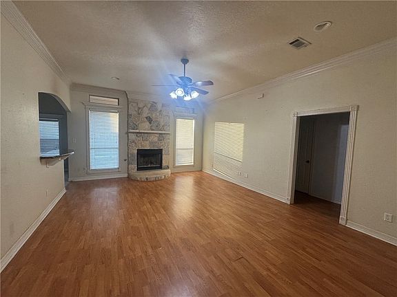5th image of 2703 Colony Glen Dr